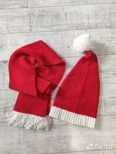 Новогодние подарки (шапка Санты)