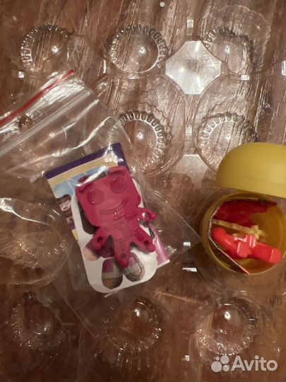 Дракон из сборки Киндер