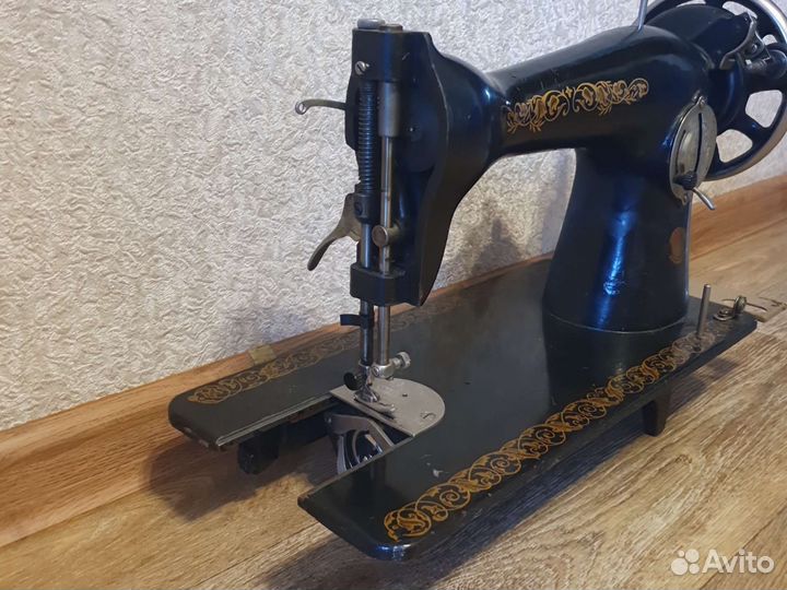 Швейная машина Подольск ручная бу