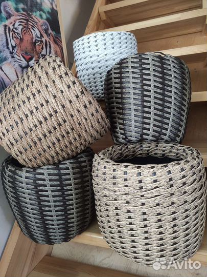 Кашпо напольное