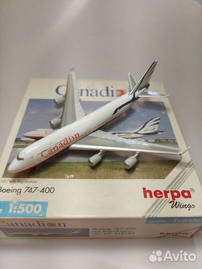Модель самолета Canadian Airlines B747 Herpa 1/500