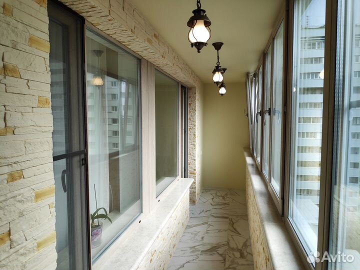 Остекление и отделка балконов