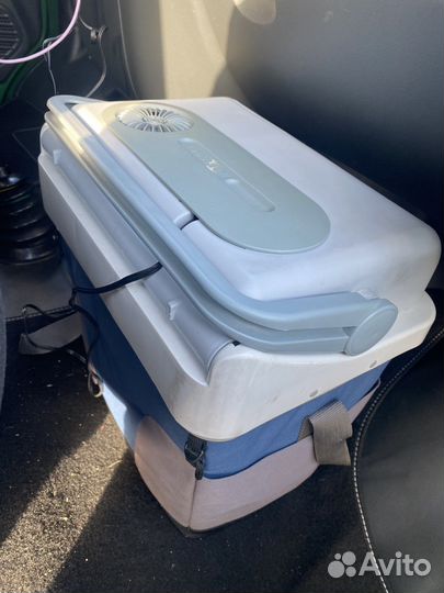 Автомобильный холодильник