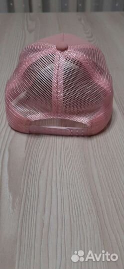 Бейсболка новая