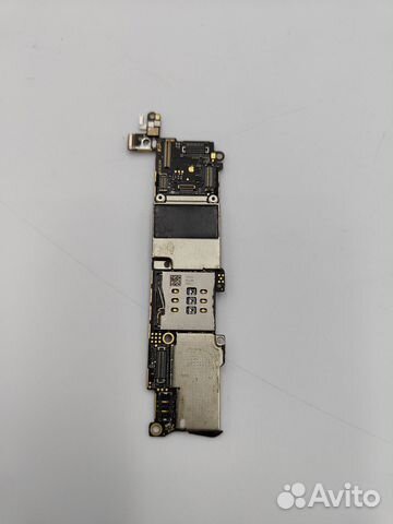 Нерабочая плата iPhone SE на запчасти или восстано