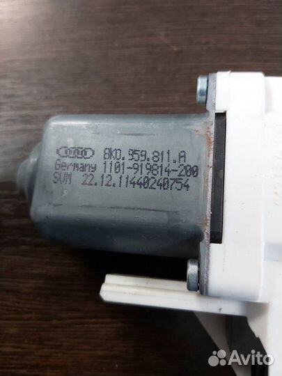 Моторчик стеклоподъемника задний левый Audi A6 C7