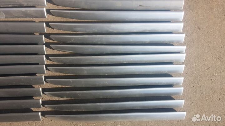 Range Rover Evoque 2011-2015 молдинг правой двери