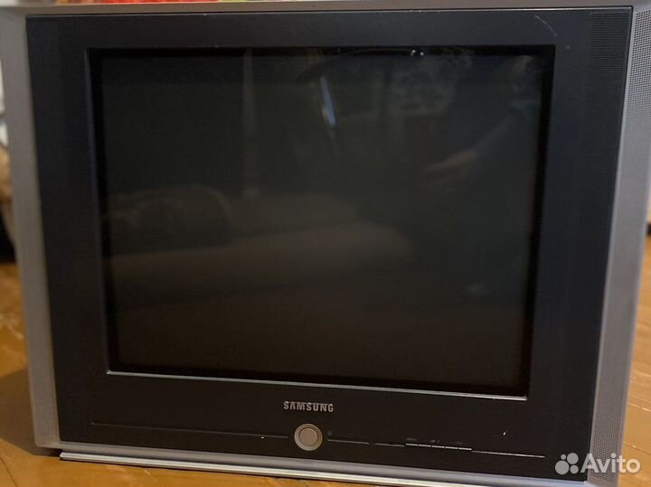 Телевизор samsung