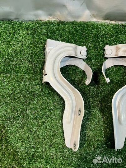 Крепление капота Nissan X-Trail HNT32 MR20DD 2015