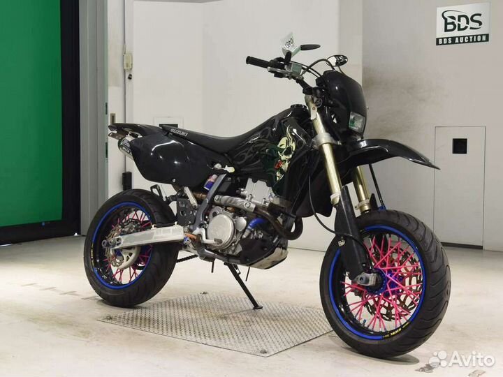 Suzuki DRZ-400SM