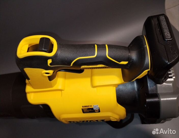 Воздуходувка Dewalt dcmbl562