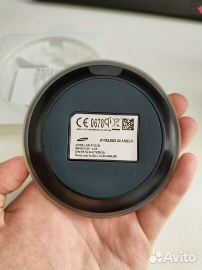Беспроводная зарядка Samsung