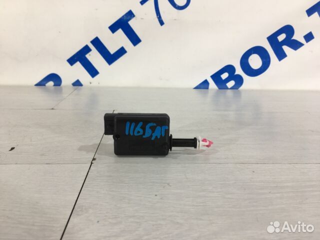 Активатор замка багажника renault sandero 2 1.2 мт