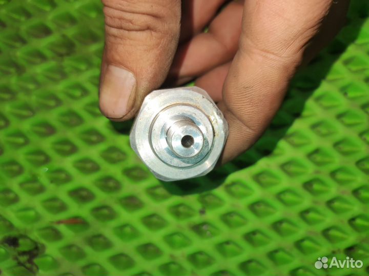 Датчик давления кондиционера Renault Fluеnсе