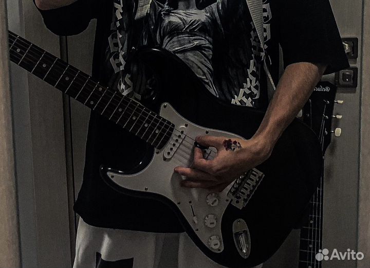 Электрогитара Homage 310 BK