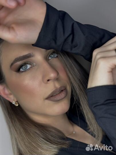 Макияж и прическа