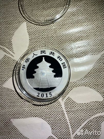 Панда. Серебро 10 юаней 2015 года