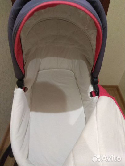 Продается коляска Tutis Zippy Classic 2в1