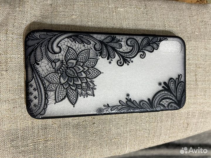 Чехлы на iPhone XS Max