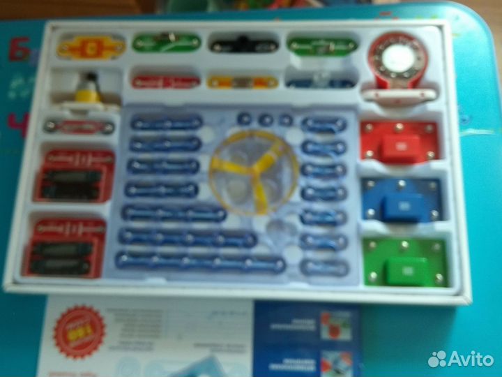 Электронный конструктор знаток 180 схем