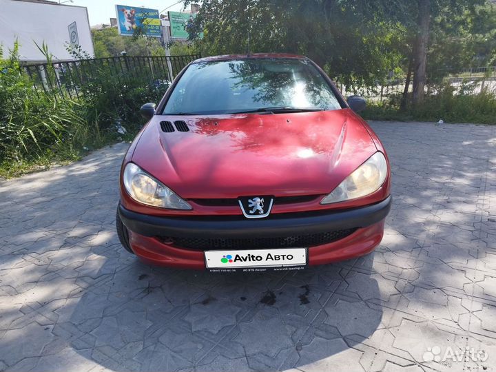 Peugeot 206 1.4 МТ, 2005, 250 000 км