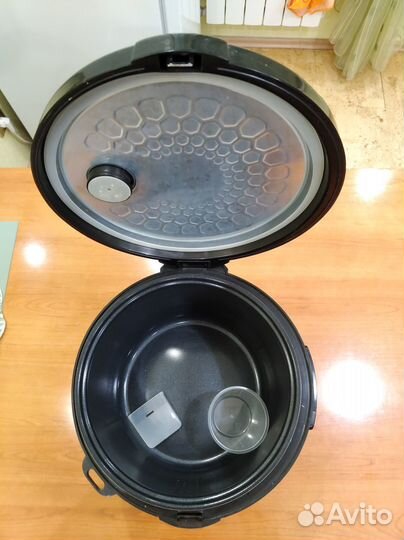 Мультиварка Redmond RMC-M34