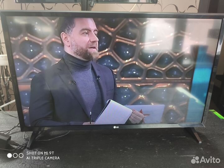 Телевизор LG 32lj510u