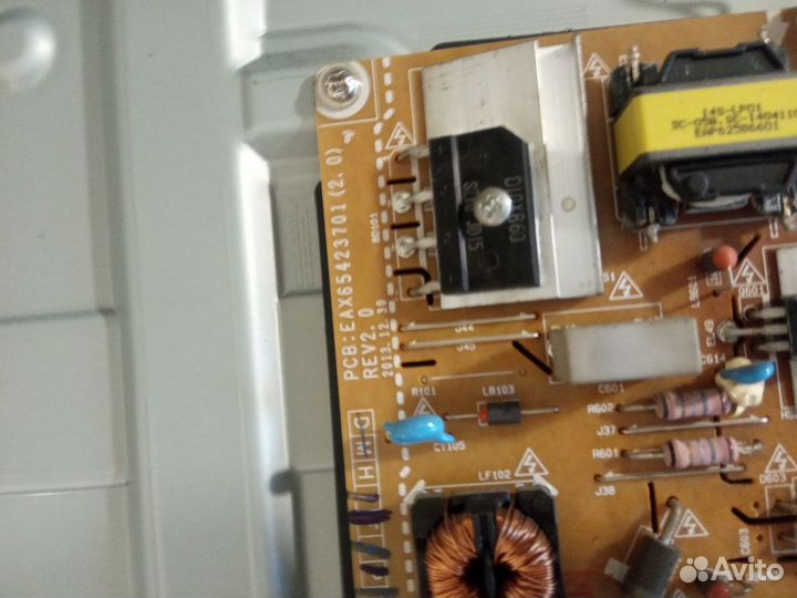 LG 42LB652V-ZA В разборе