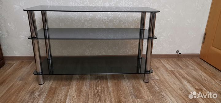 Стеклянная тумба под тв