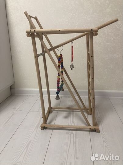 Стенд игровой для попугайчиков