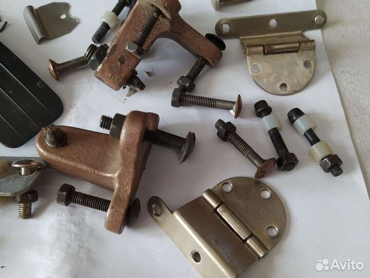 Запчасти к тумбе для ножной швейной машинки