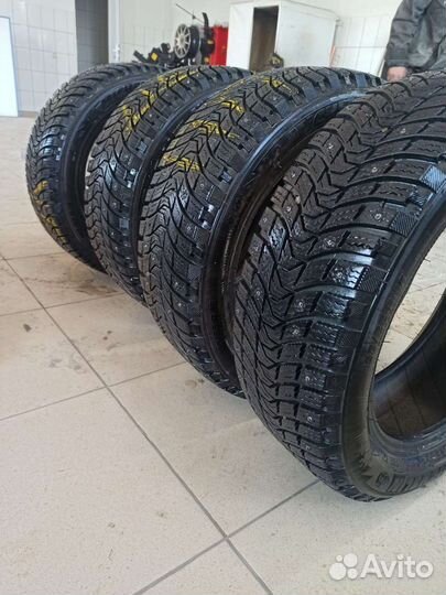 Michelin X-Ice North 3 195/55 R16