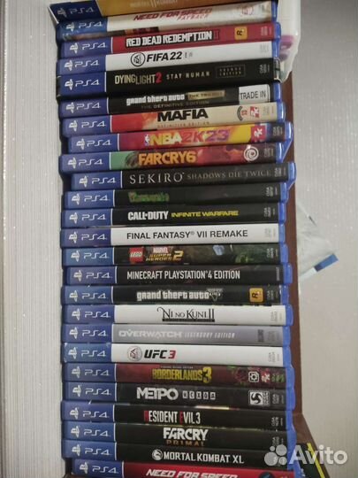 Sony playstation 4 PS4 pro 1tb с играми