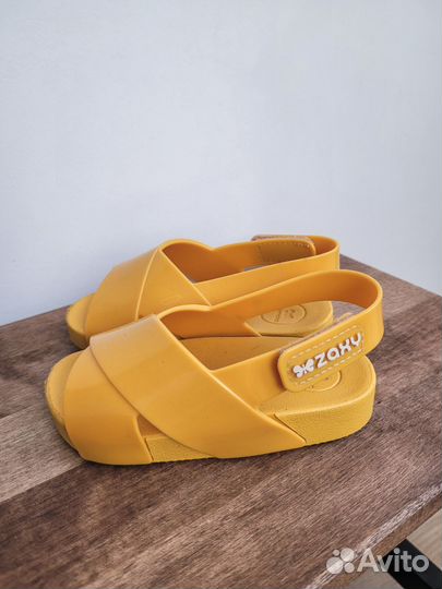 Сандалии Zaxy 22 размер