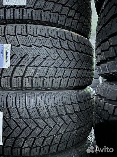 Michelin X-Ice Snow 235/50 R21 101H