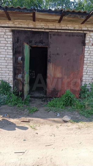 Гараж, > 30 м²