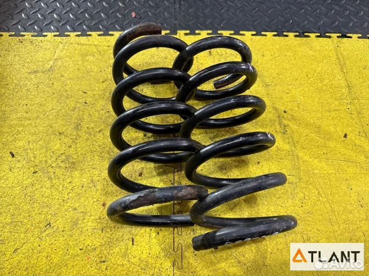 Пружина задняя nissan serena