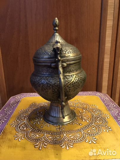 Серебряный персидский чайничек. Старина