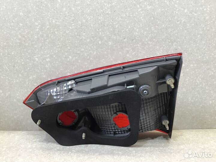 Фонарь задний внутренний левый Kia RIO 2011-2017