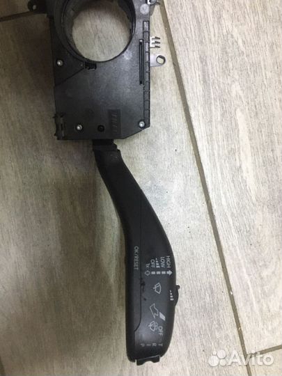 Подрулевой переключатель 6R5953501A Поло седан