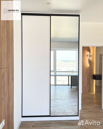 Шкаф распашной в стиле IKEA