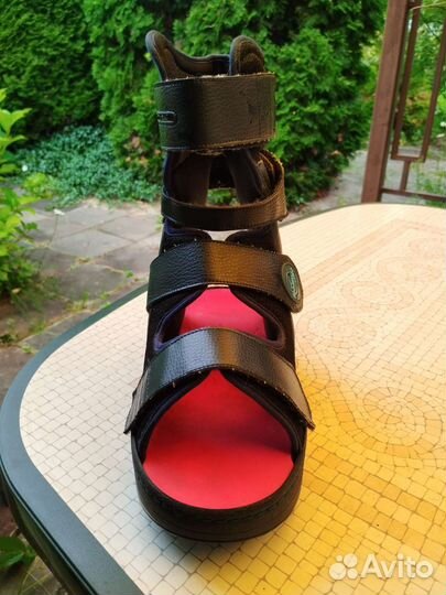 Тутор на голеностопный сустав