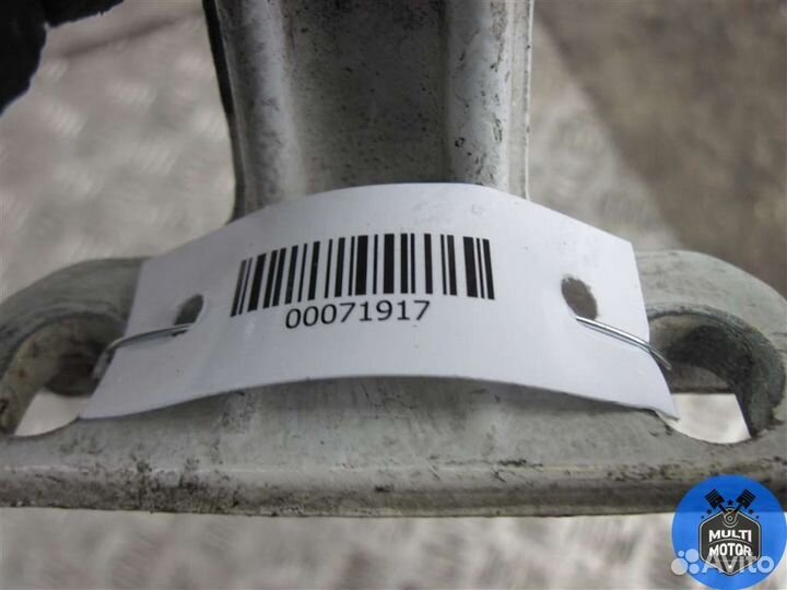 Петля двери передней правой iveco Daily 6