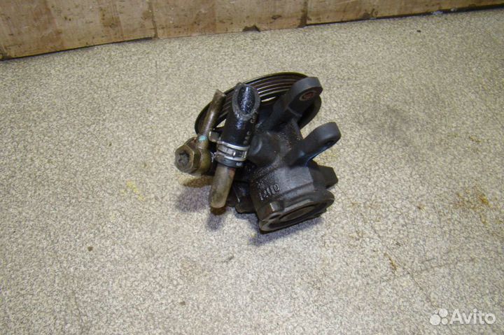 Насос гидроусилителя Toyota Corolla (E110)