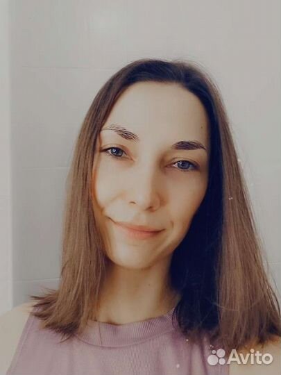 Няня на неполный день, сопровождающая