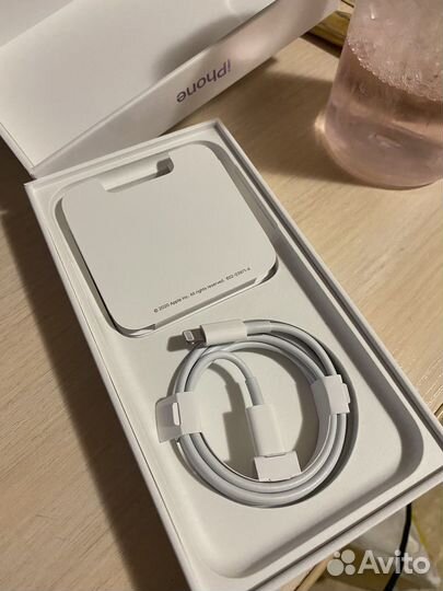 Оригинальный кабель iPhone