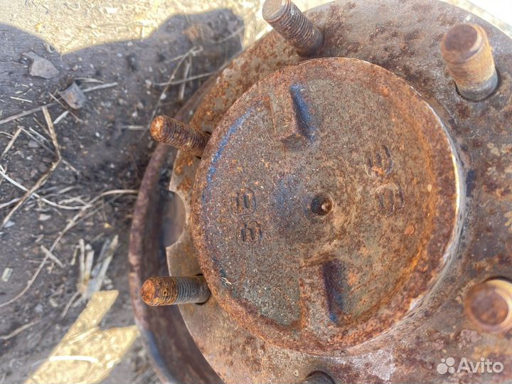 Продам задний мост pajero 2