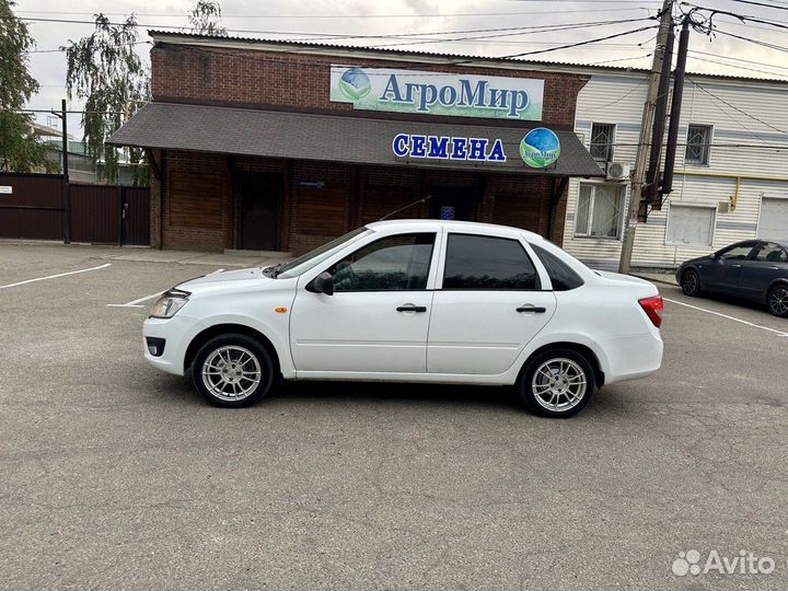 LADA Granta 1.6 МТ, 2015, 9 400 км