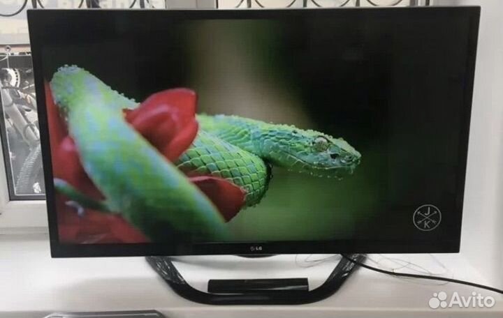 Телевизор smart tv lg 108