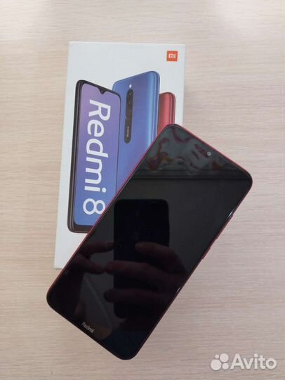 Телефон Xiaomi redmi 8